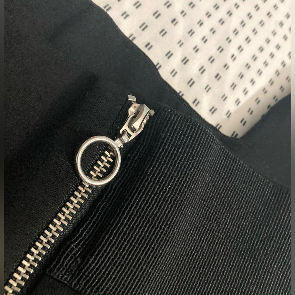Zara Black Thick Leggings with Front Zippers Trafaluc Collection Size:Large - Picture 6 of 8